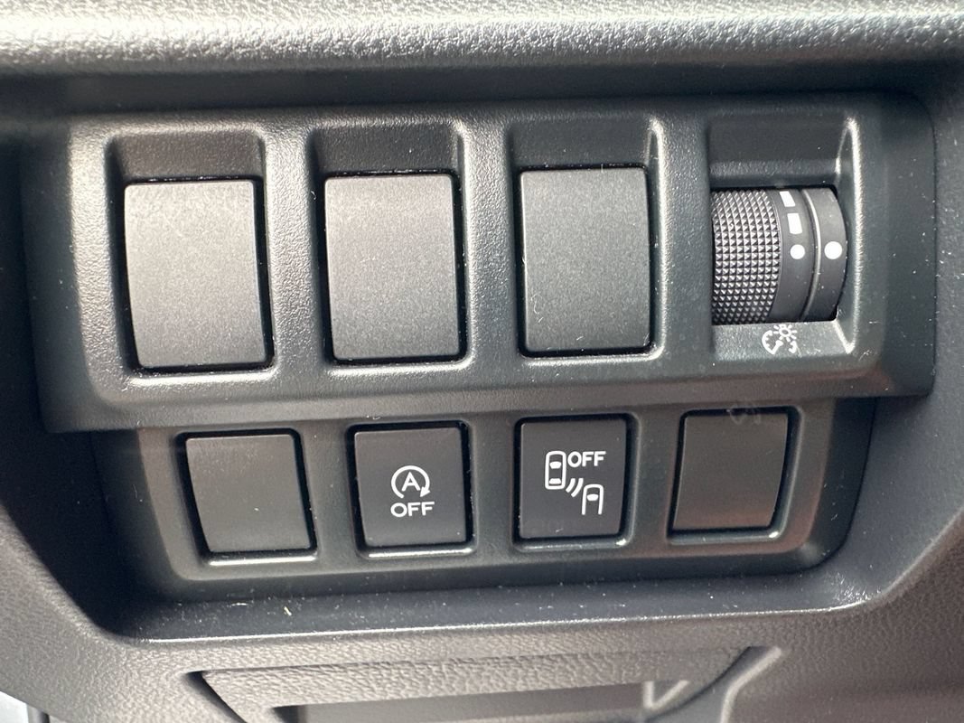 Used 2020 Subaru Forester Premium AWD/4WD image 34