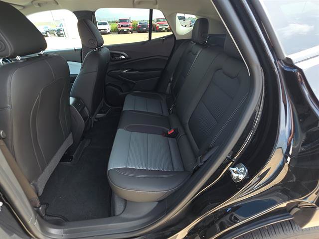 Used 2026 Chevrolet Trax LT FWD image 15