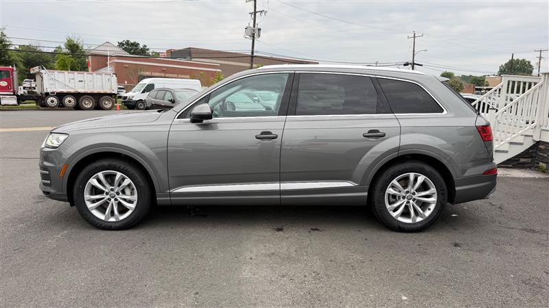 Used 2017 Audi Q7 3.0T Premium AWD/4WD image 3