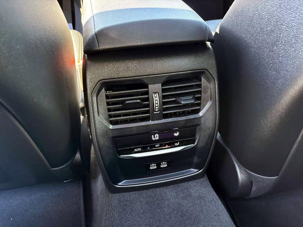 Certified 2025 BMW 330i xDrive Sedan image 68