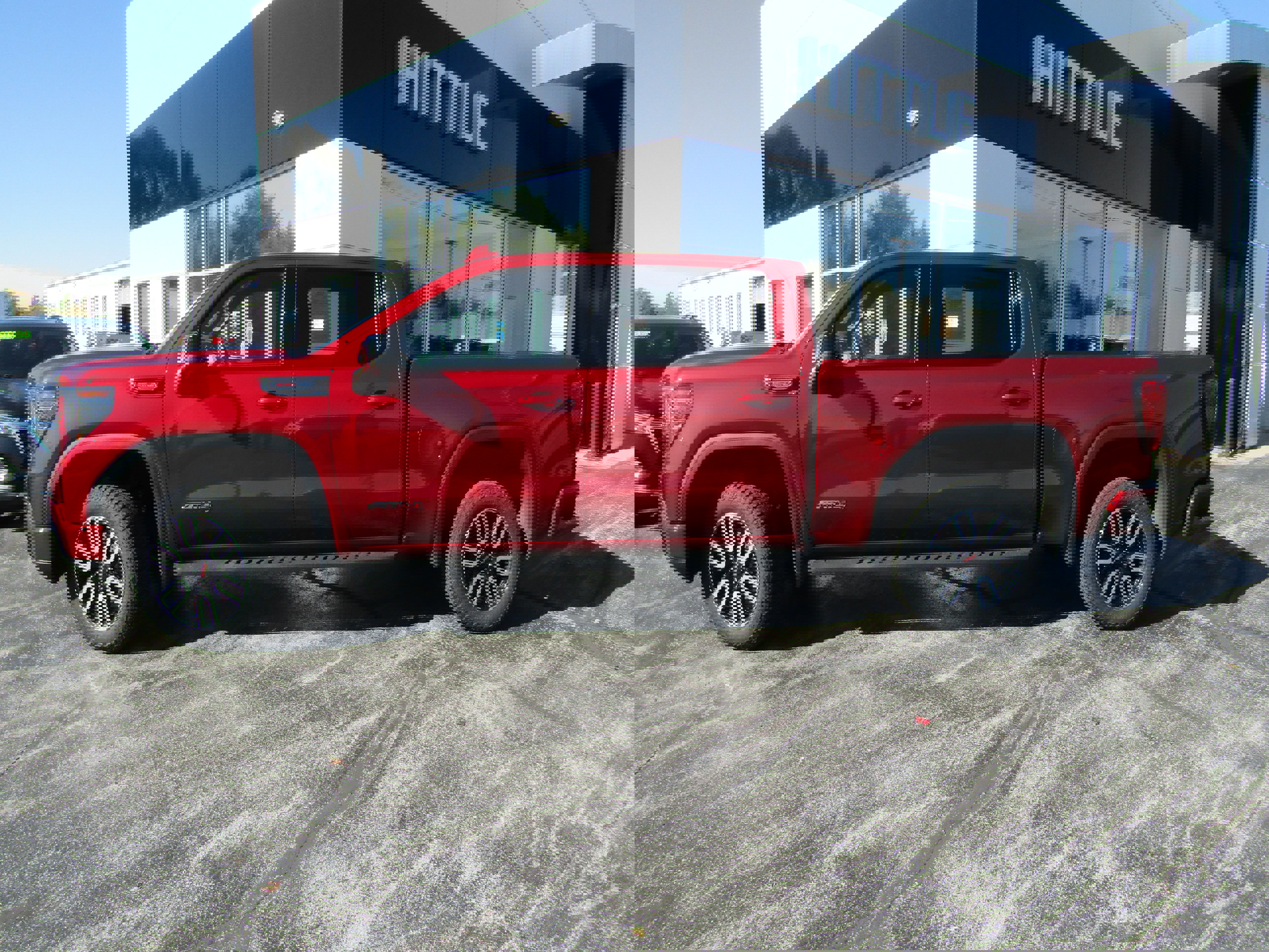 Certified 2023 GMC Sierra 1500 AT4 w/ AT4 Premium Package image 3