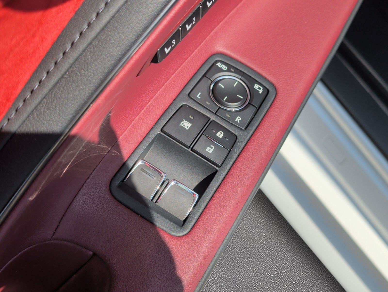 Certified 2022 Lexus LC 500 Coupe w/ Dynamic Handling Package RWD image 9