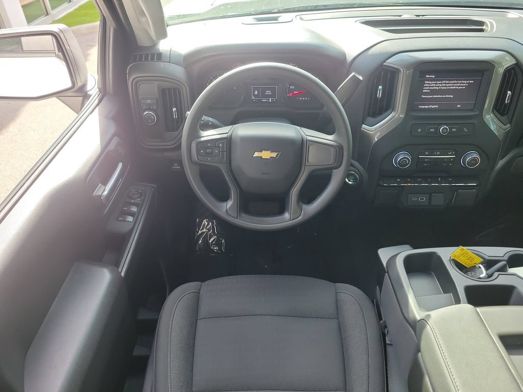 Certified 2025 Chevrolet Silverado 1500 Custom w/ Turbomax Blackout Package RWD image 18