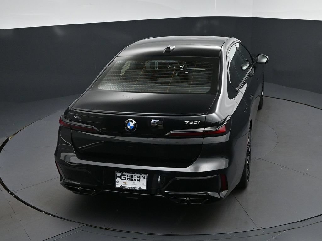 New 2026 BMW 760i xDrive w/ Executive Package AWD/4WD image 34