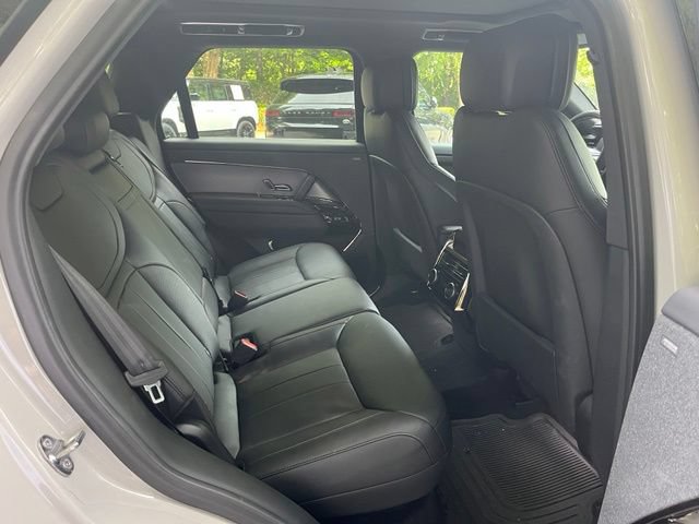 Used 2025 Land Rover Range Rover Sport Dynamic SE AWD/4WD image 13