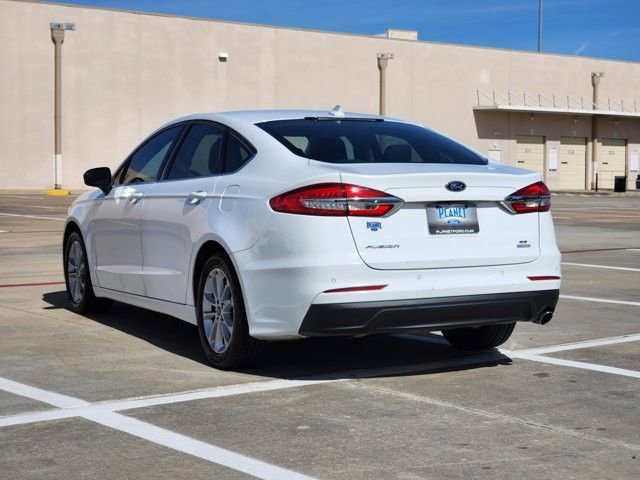 Used 2020 Ford Fusion SE image 7