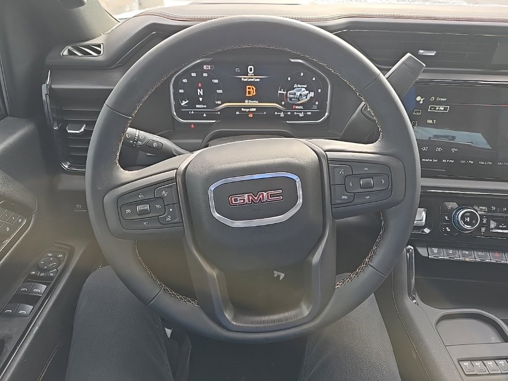 Used 2025 GMC Sierra 2500 AT4 w/ AT4 Premium Plus Package image 18