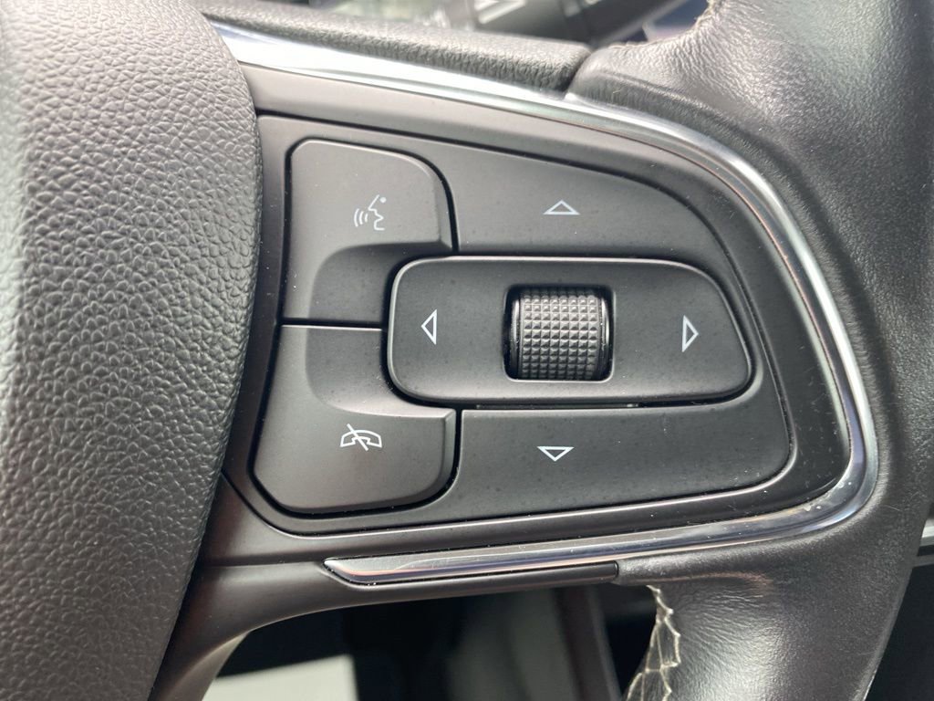 Used 2020 Buick Encore GX Select image 25