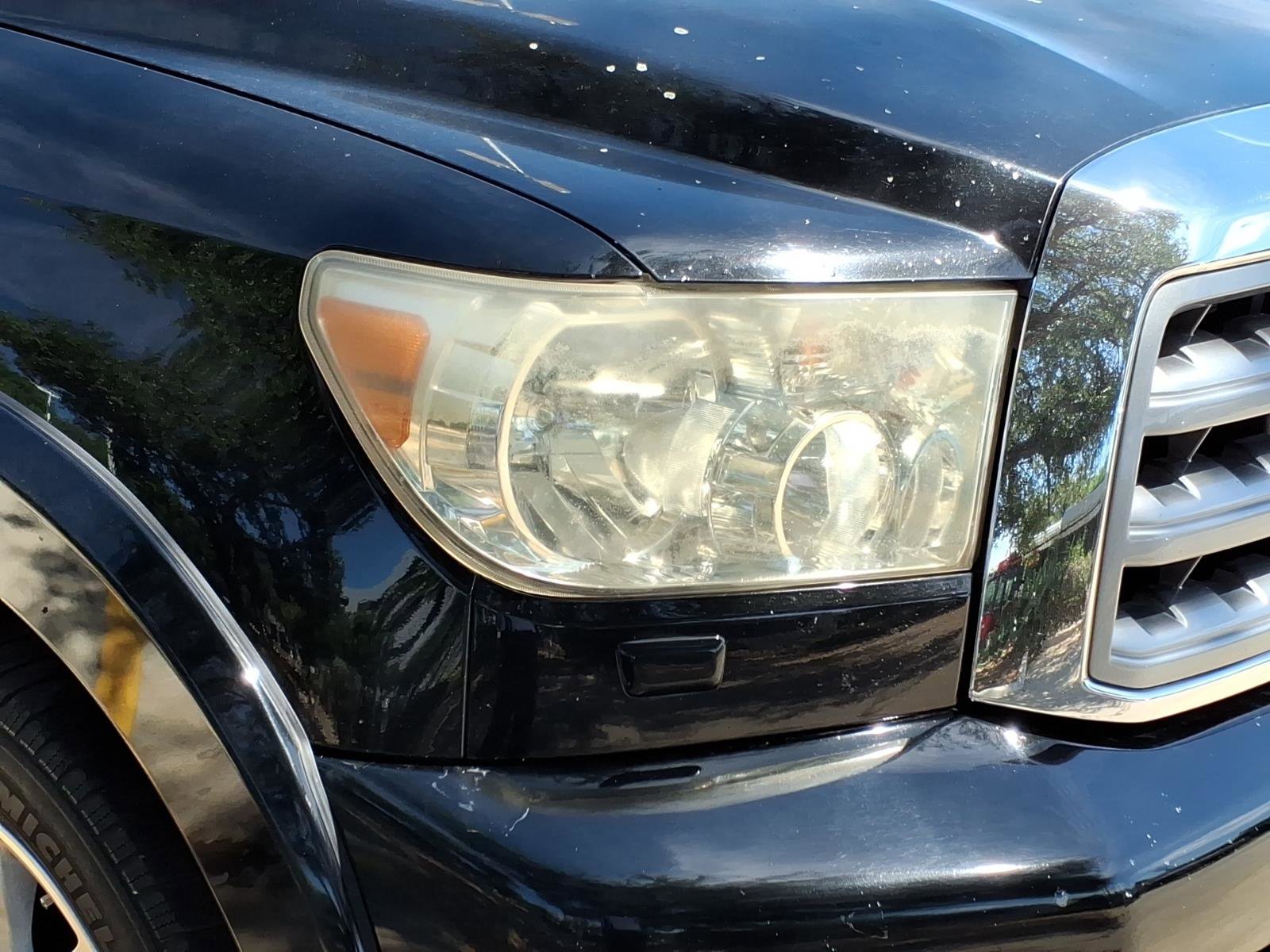 Used 2012 Toyota Sequoia Platinum AWD/4WD image 4