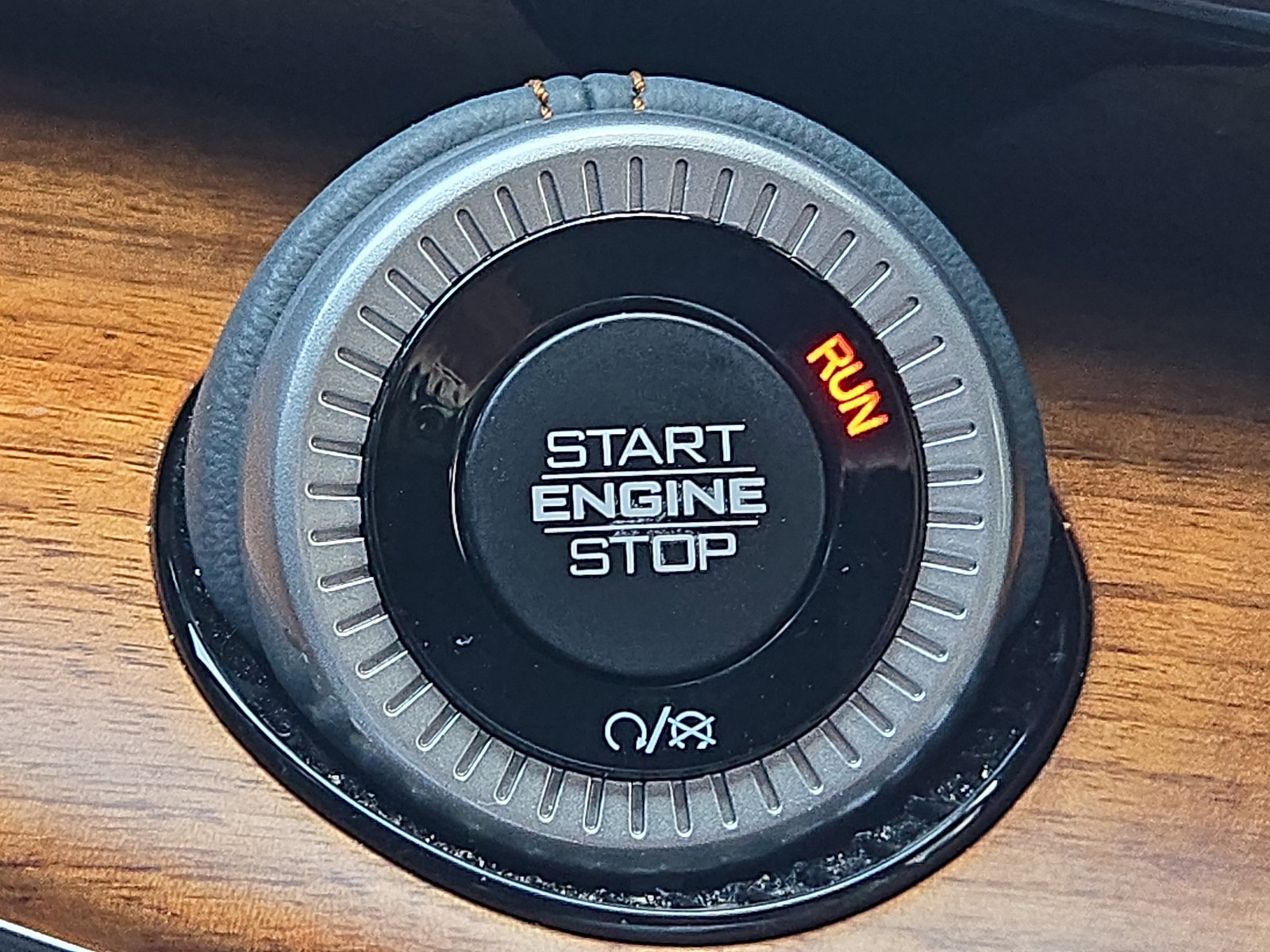 Used 2023 Jeep Grand Wagoneer L Series III w/ HD Trailer Tow Package image 20