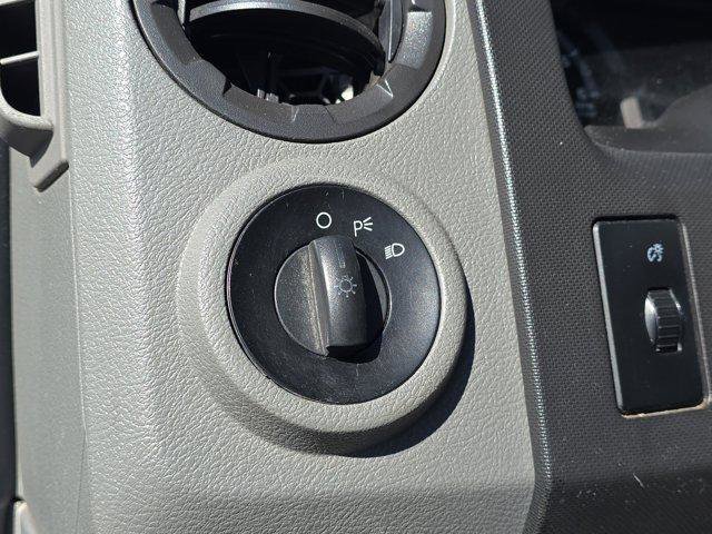 Used 2013 Ford E-250 and Econoline 250 Extended w/ PWR Group image 16