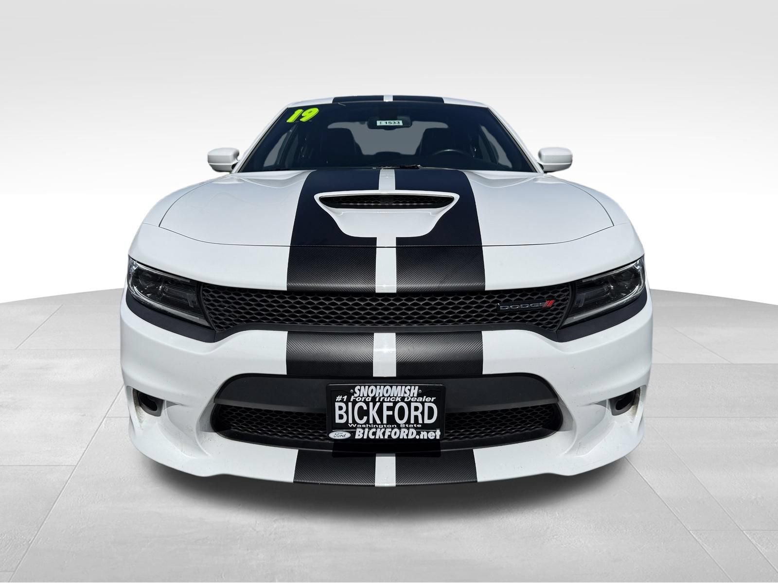 Used 2019 Dodge Charger R/T w/ Plus Group RWD image 2
