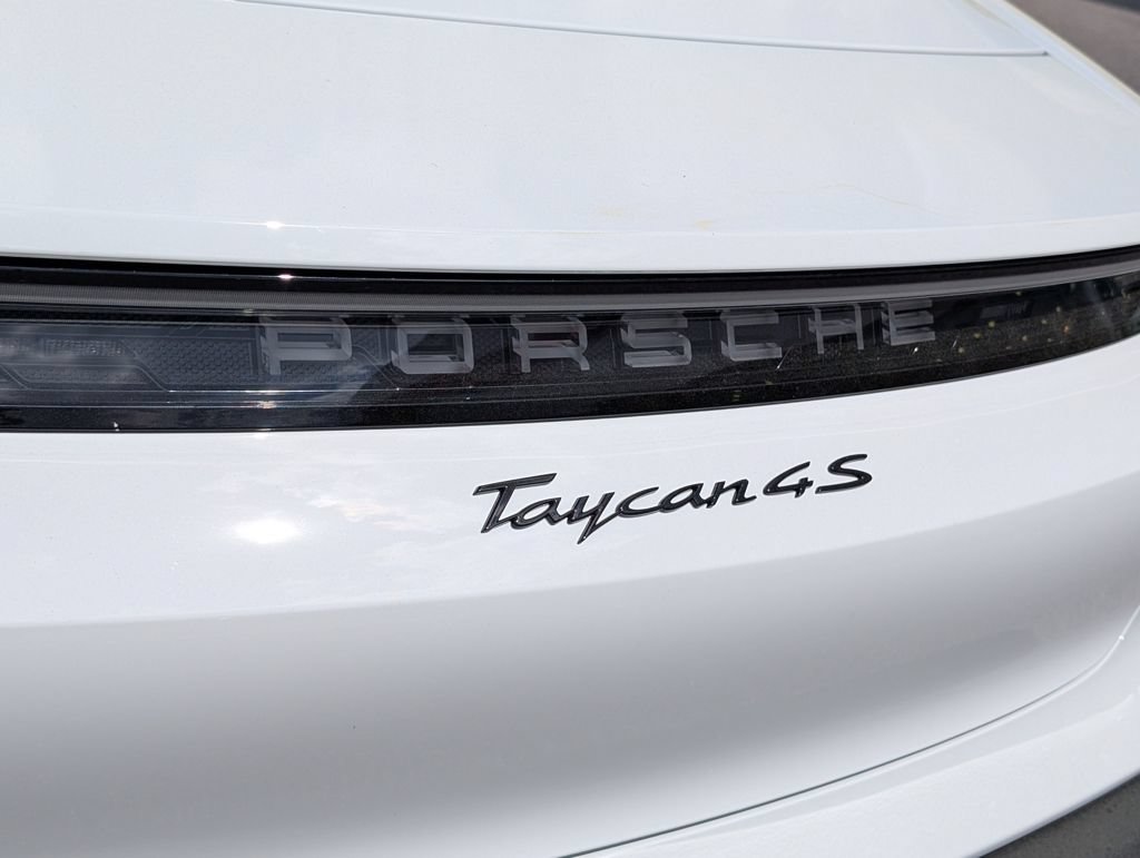 New 2026 Porsche Taycan 4S AWD/4WD image 35