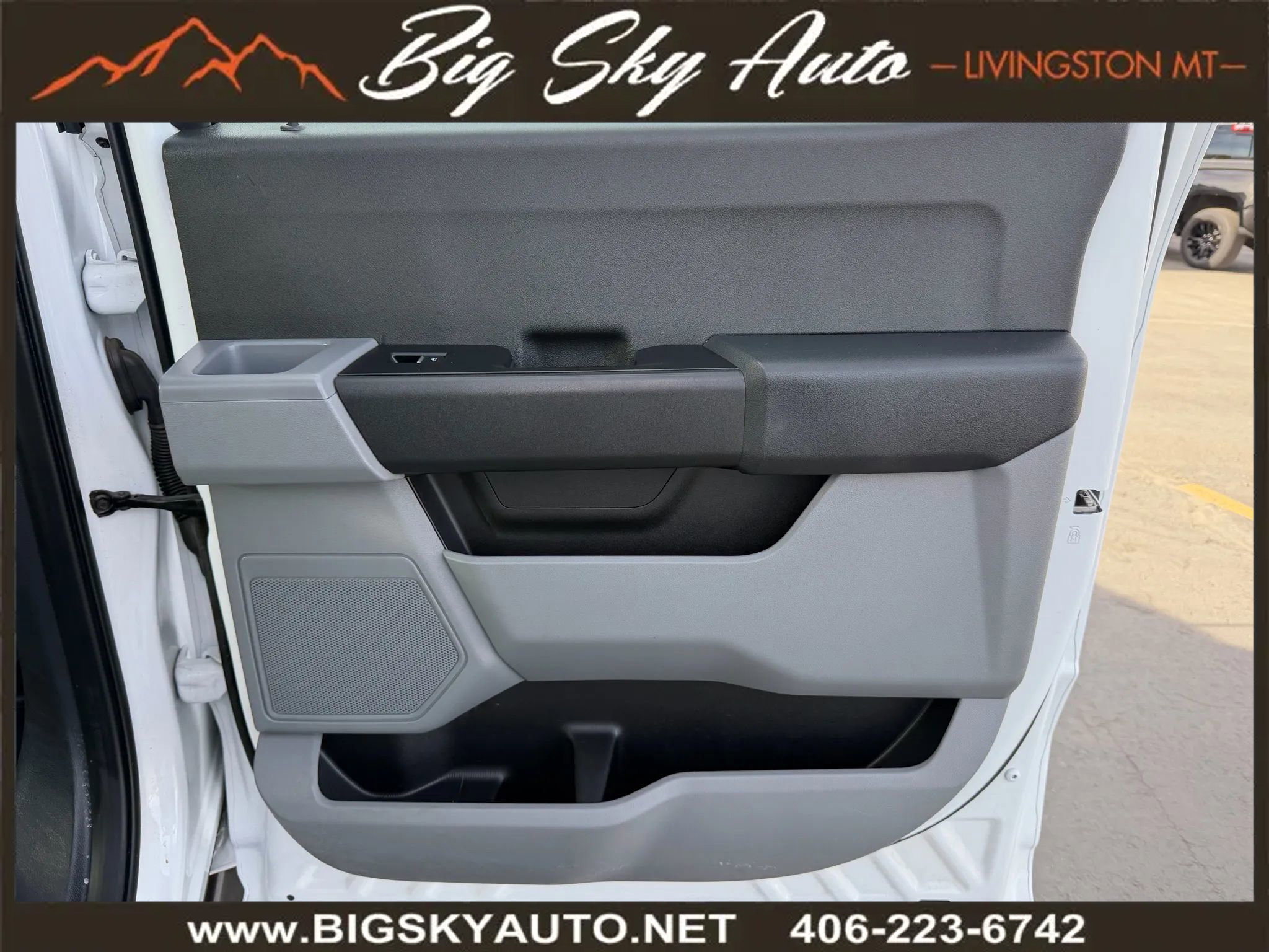 Used 2024 Ford F250 XL w/ XL Chrome Package image 21