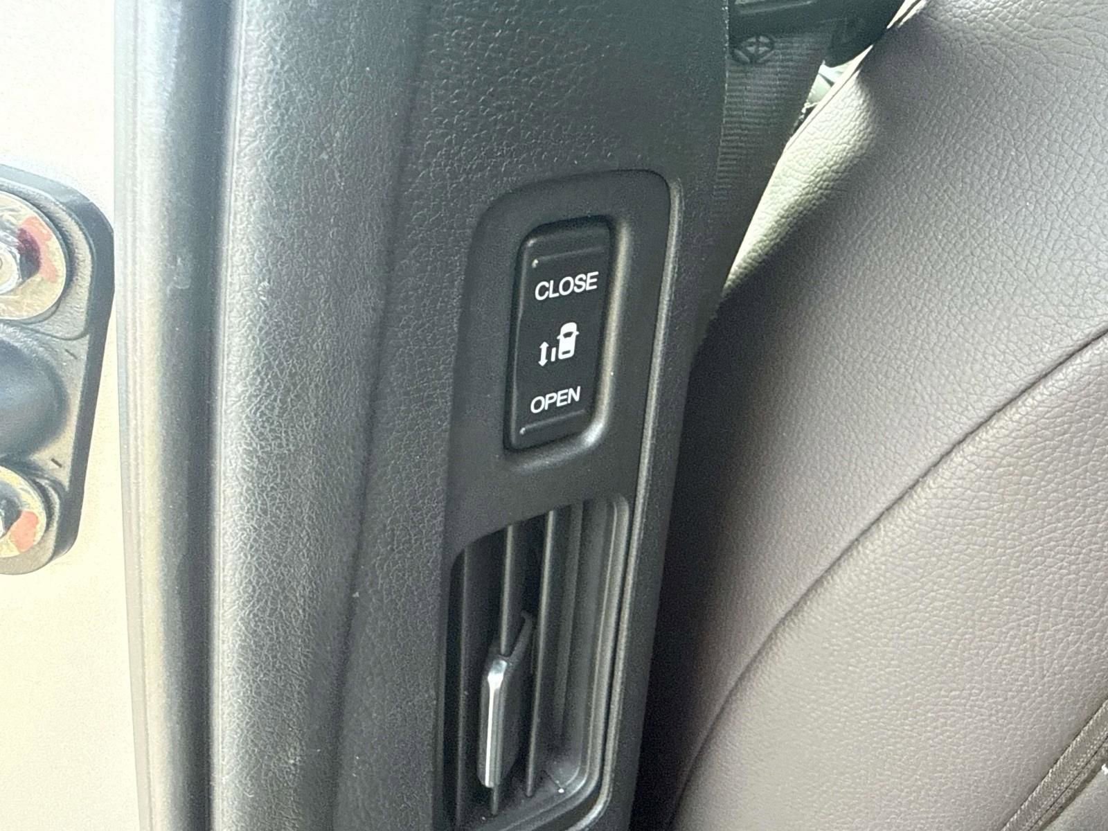 Used 2023 Honda Odyssey Touring image 27