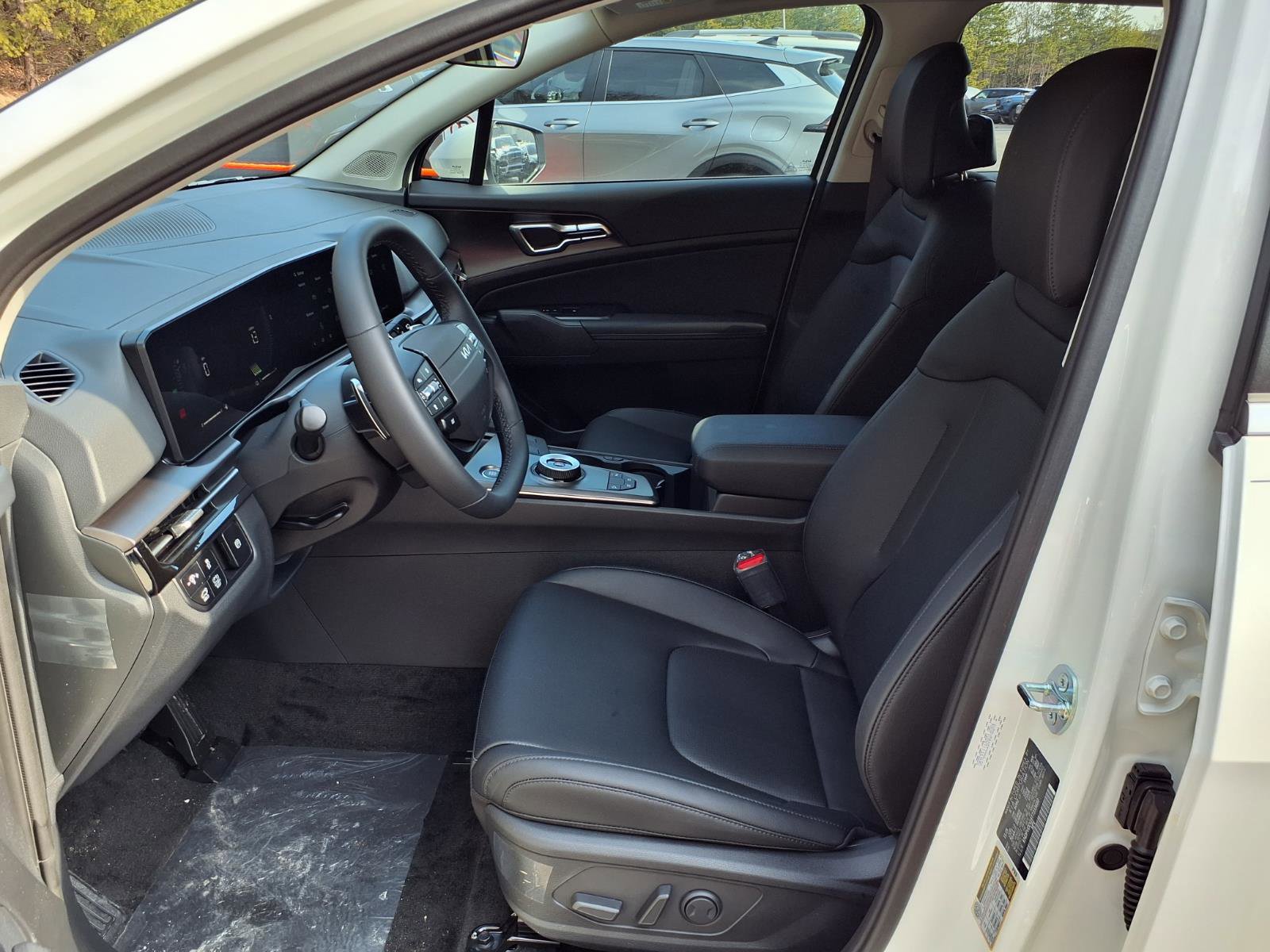 New 2026 Kia Sportage EX w/ EX Panoramic Sunroof Package image 5