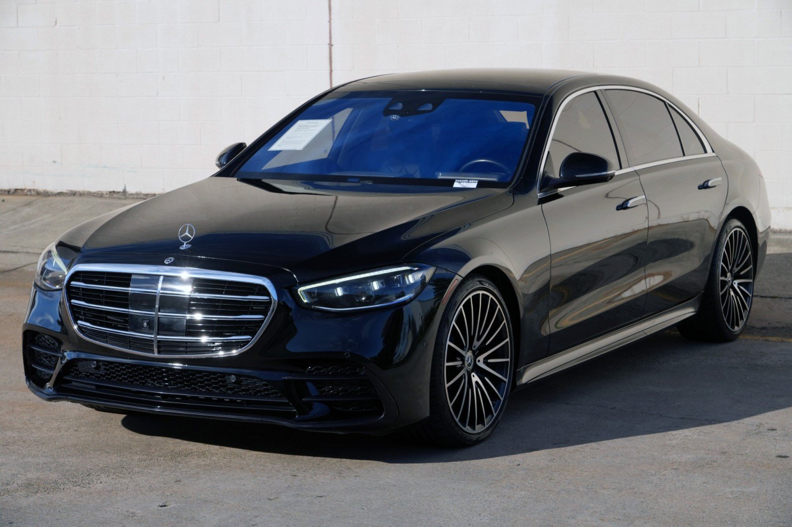 Used 2021 Mercedes-Benz S 580 4MATIC Sedan w/ AMG Line image 54