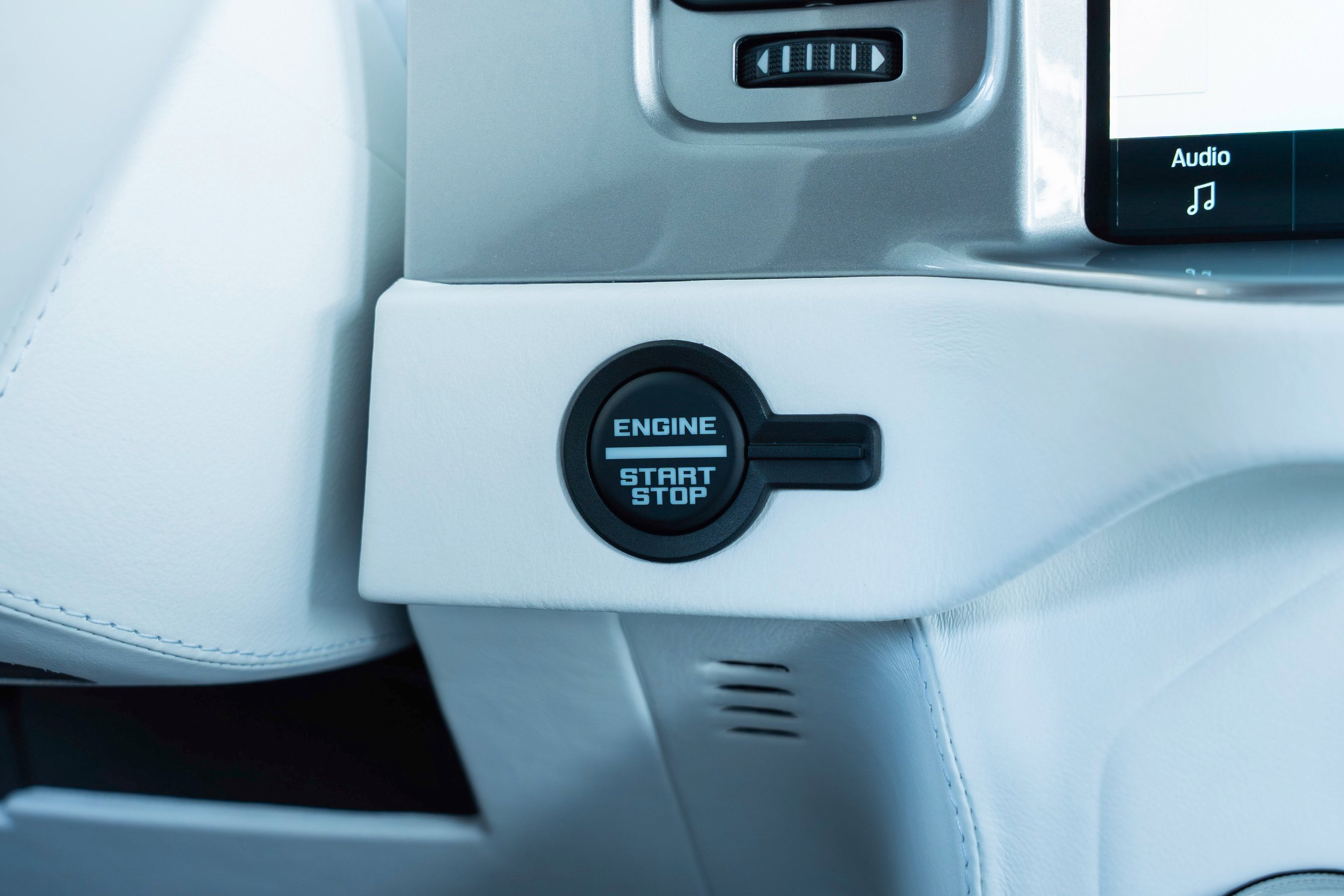 Used 2025 Ford Bronco Badlands image 33