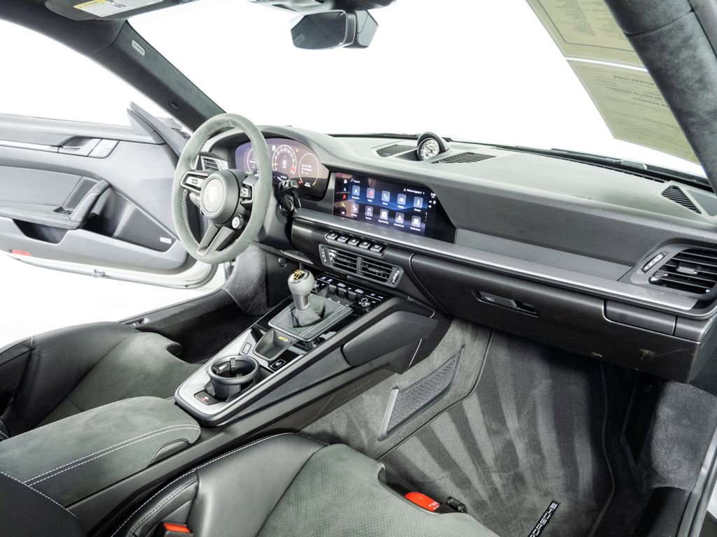 Used 2026 Porsche 911 GT3 RWD image 20