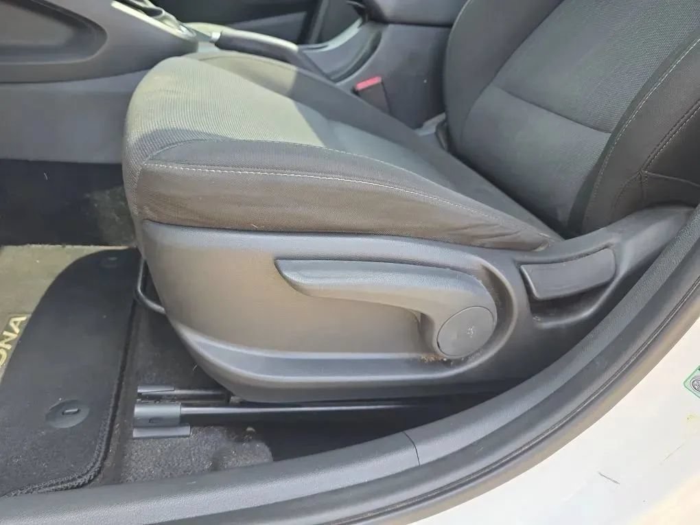 Used 2022 Hyundai Kona SEL w/ Convenience Package FWD image 15