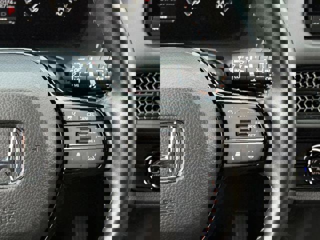 Used 2025 Honda HR-V Sport image 15