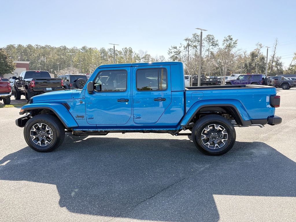 New 2026 Jeep Gladiator Sport image 6