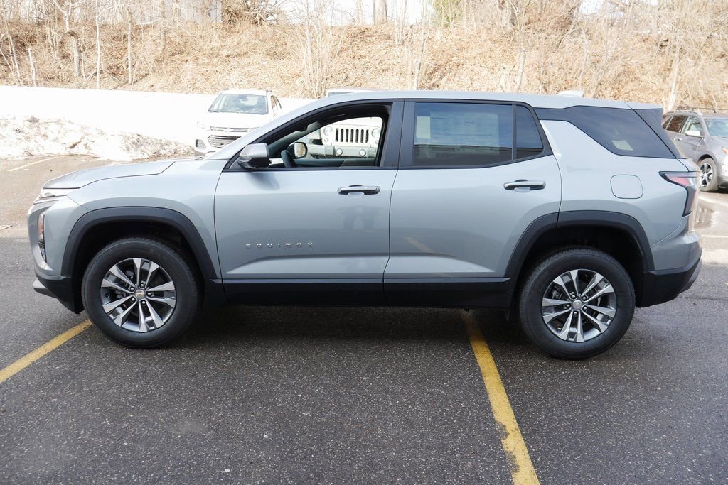 New 2026 Chevrolet Equinox LT w/ Convenience Package II image 30