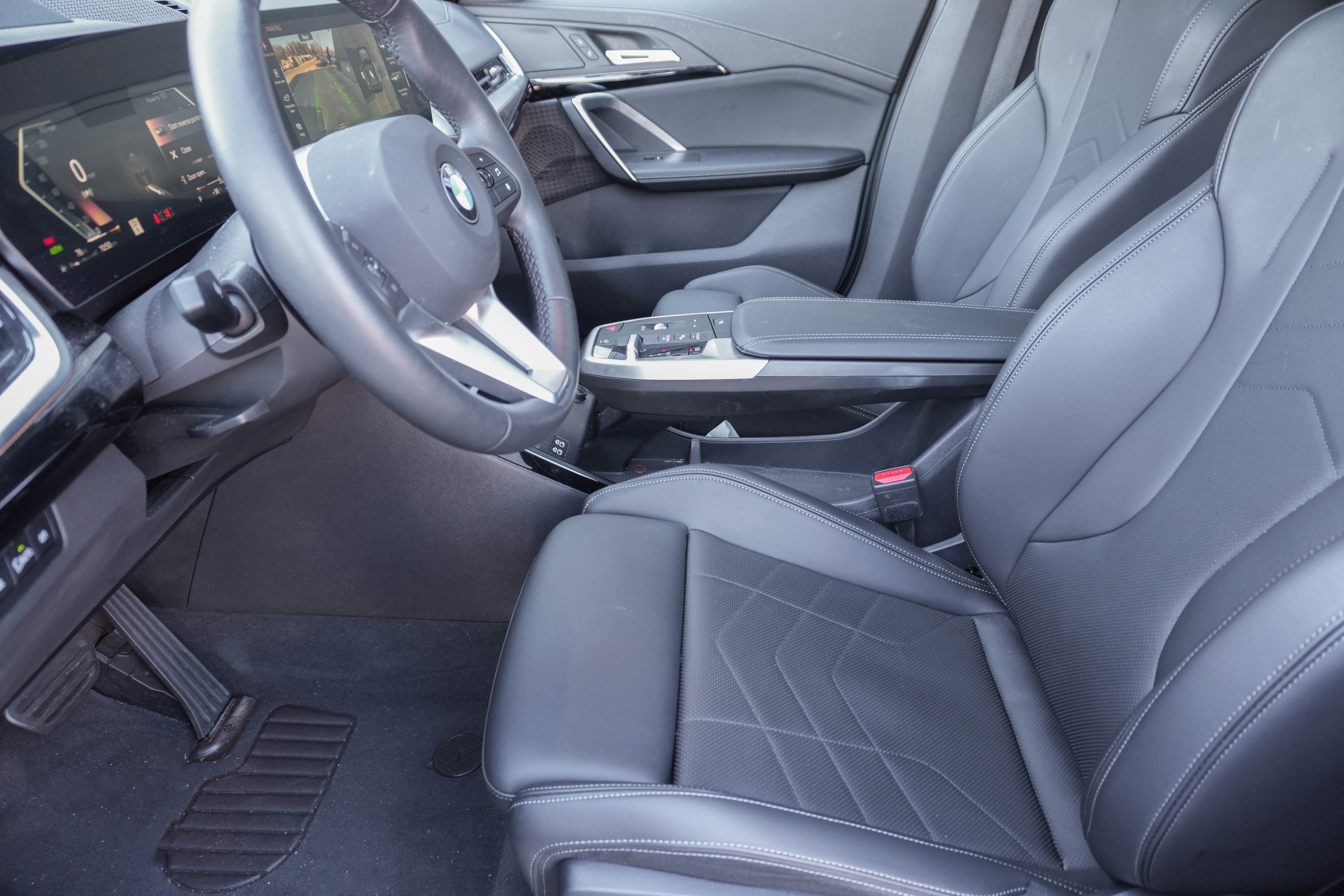 Certified 2025 BMW X2 xDrive28i image 10