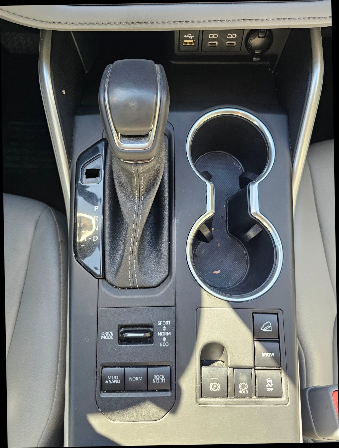 Used 2023 Toyota Highlander XLE image 37