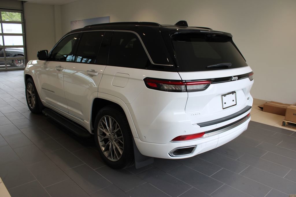 Used 2025 Jeep Grand Cherokee Summit w/ Adv Protech Group IV AWD/4WD image 34