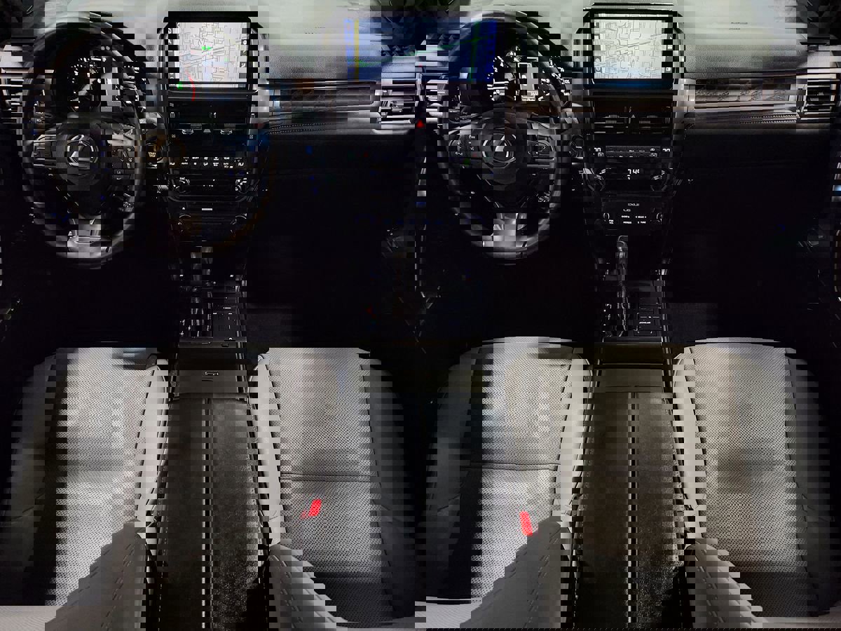 Used 2023 Lexus GX 460 image 45