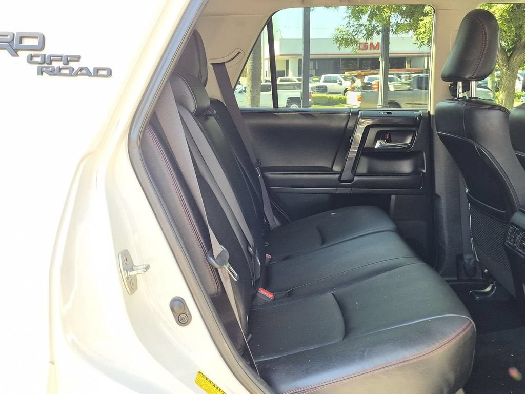 Used 2023 Toyota 4Runner TRD Off-Road Premium w/ Off Road Premium Plus Package AWD/4WD image 32