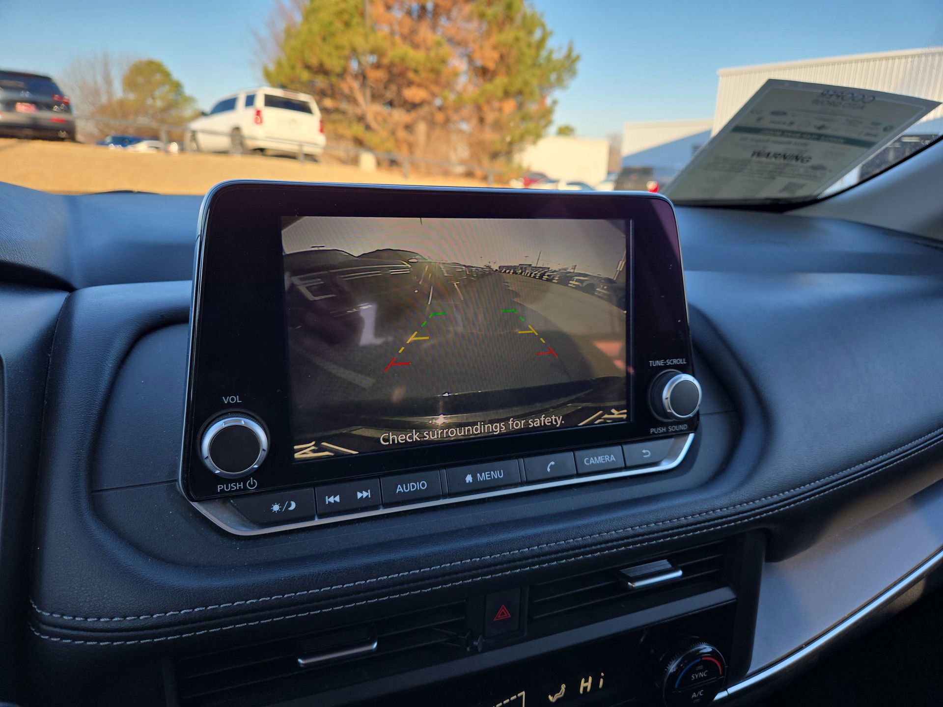 Used 2024 Nissan Rogue SV image 25