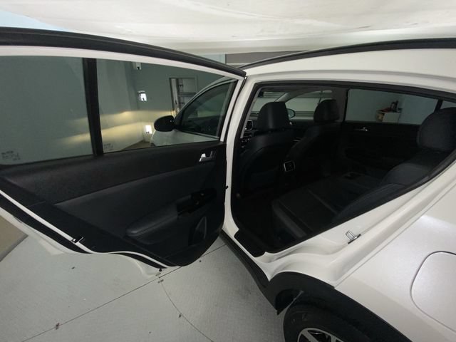 Used 2022 Kia Sportage EX FWD image 22