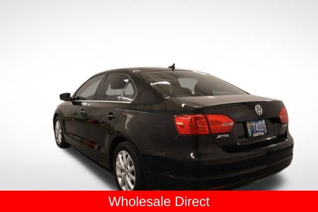 Used 2013 Volkswagen Jetta SE FWD image 4