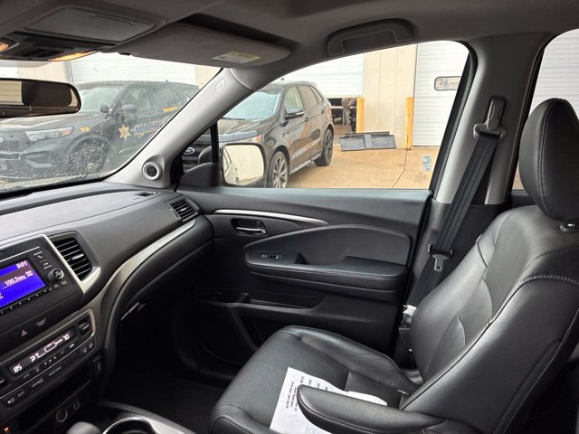 Used 2019 Honda Ridgeline RTL image 17