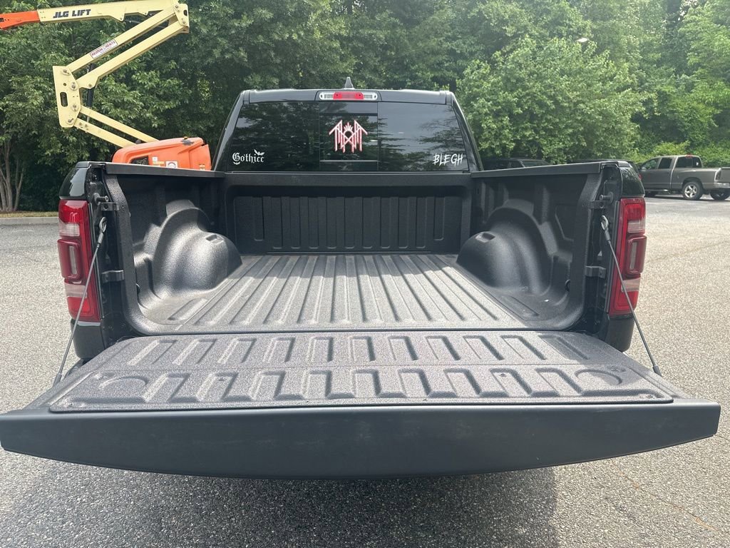 Used 2023 RAM 1500 Laramie AWD/4WD image 9