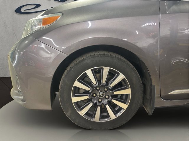 Used 2019 Toyota Sienna XLE Premium w/ Protection Package AWD/4WD image 13