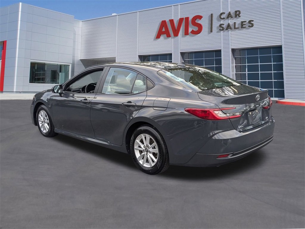 Used 2025 Toyota Camry LE image 10
