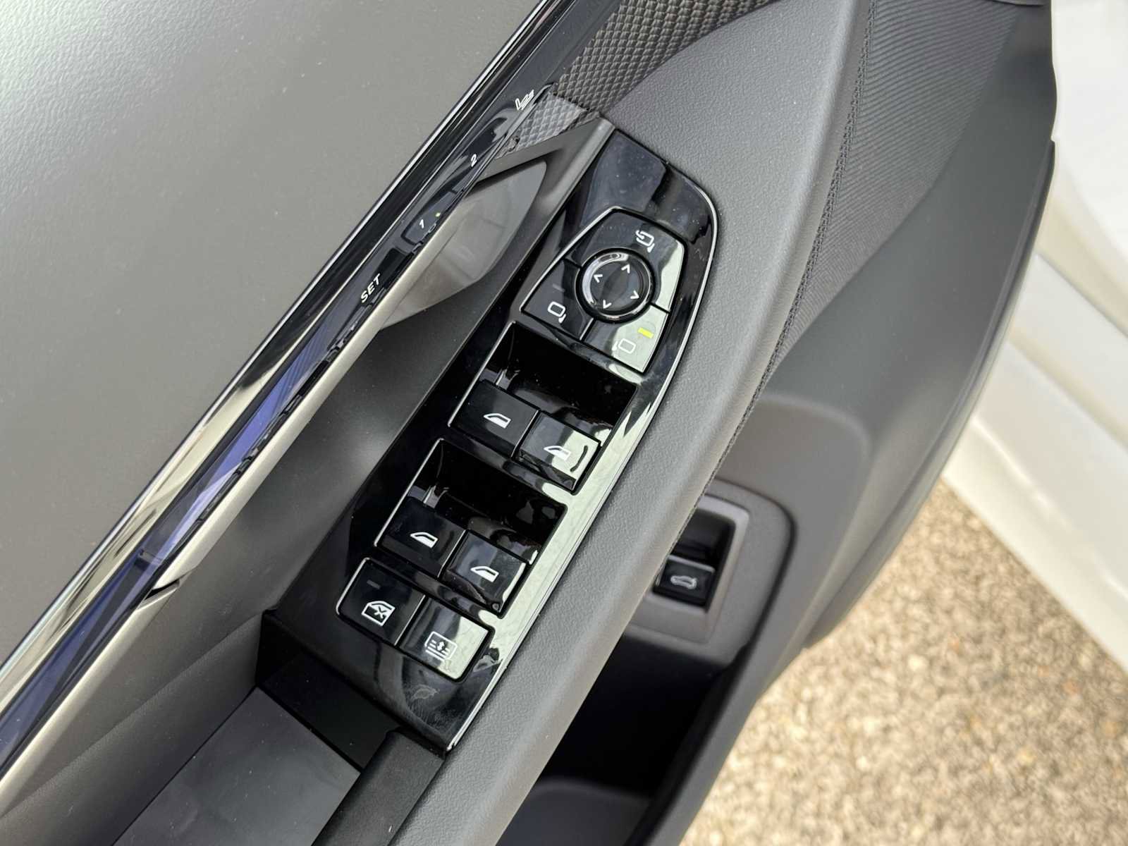 New 2026 BMW M5 w/ Executive Package image 16