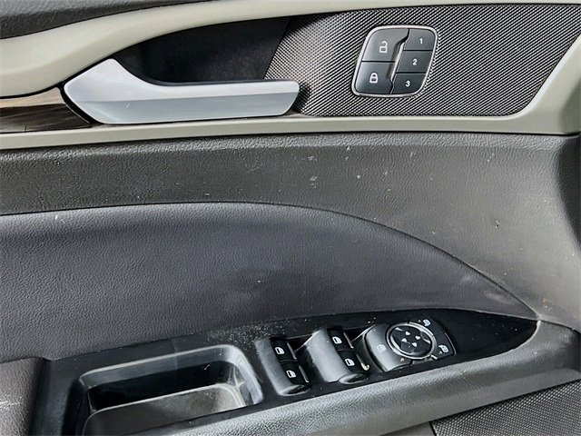 Used 2013 Ford Fusion SE image 9