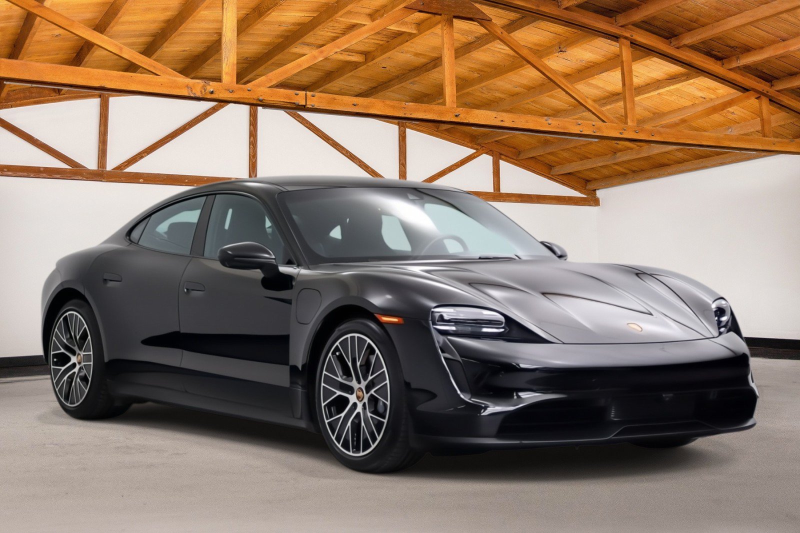 Used 2022 Porsche Taycan RWD image 7