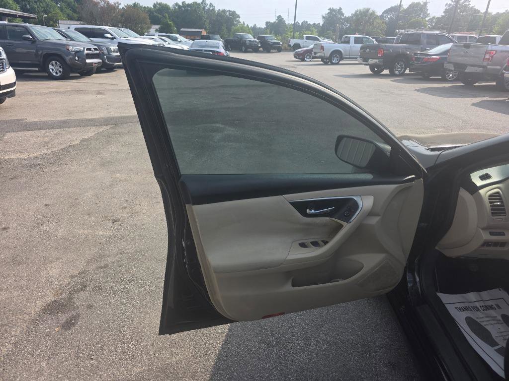 Used 2015 Nissan Altima 2.5 S w/ Power Driver Seat Package FWD image 6