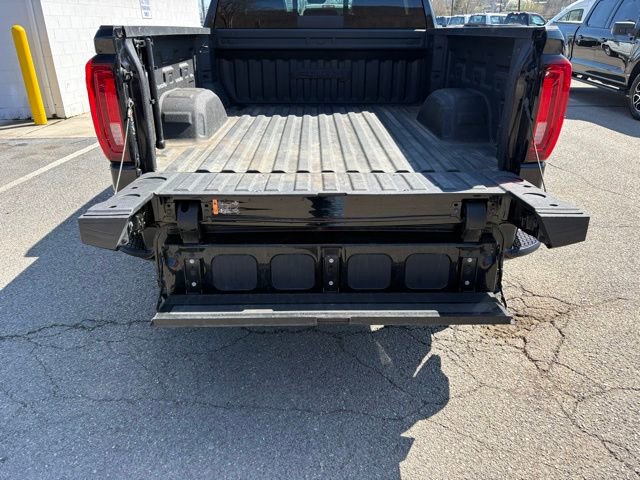 Used 2023 GMC Sierra 1500 AT4 w/ Technology Package AWD/4WD image 37