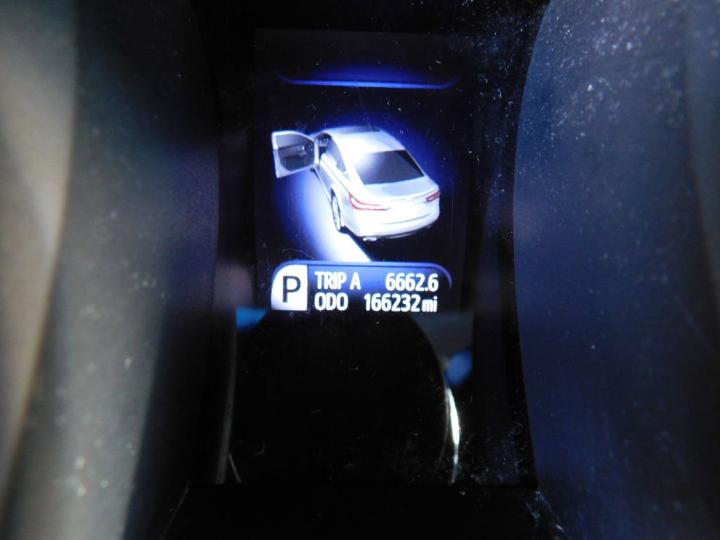 Used 2016 Toyota Avalon XLE FWD image 25