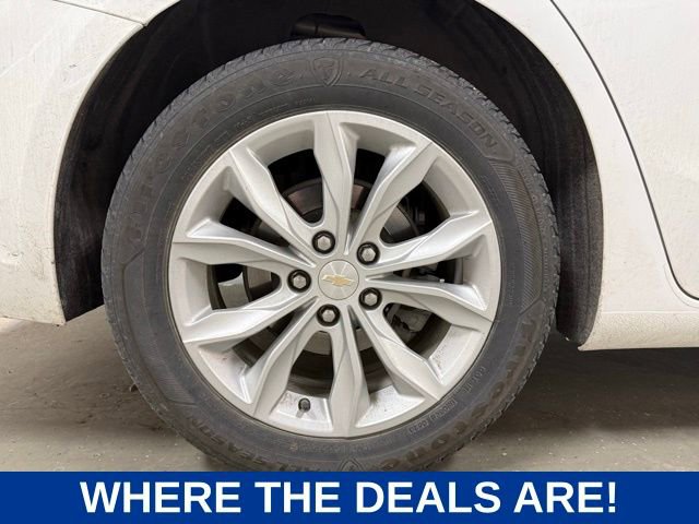 Used 2020 Chevrolet Malibu LT image 22