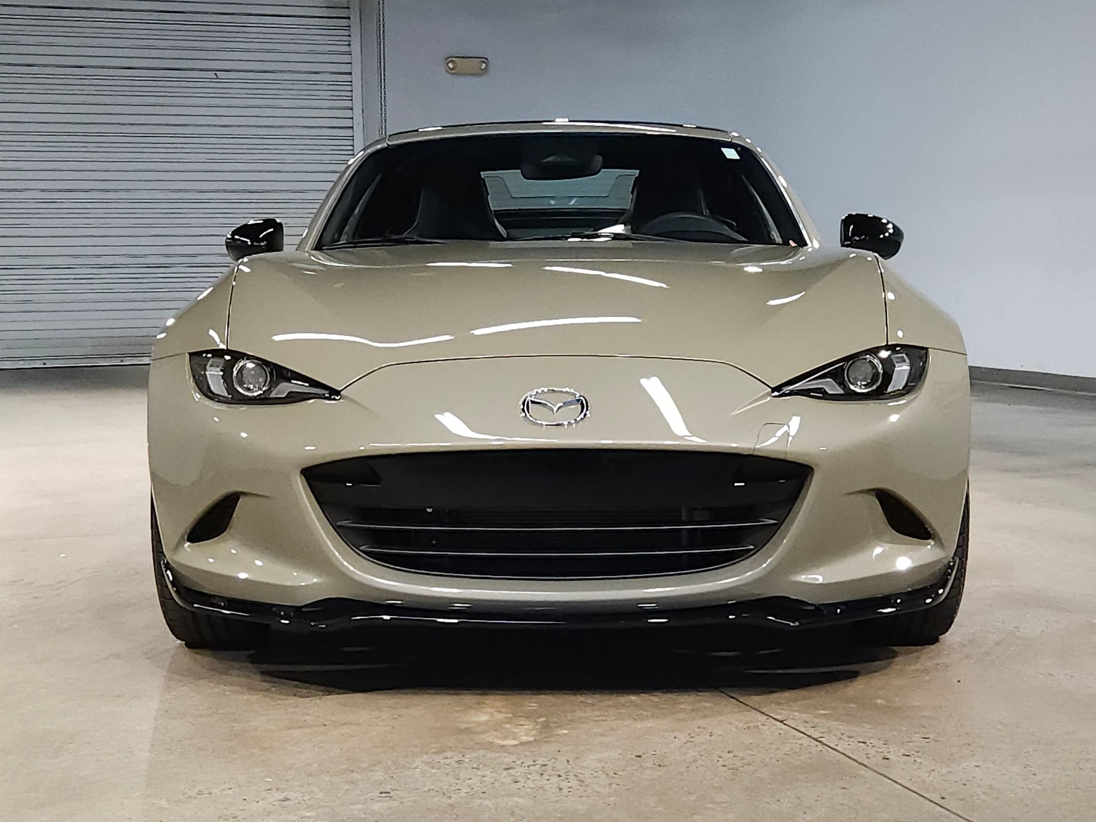 Used 2024 MAZDA MX-5 Miata RF Club RWD image 2