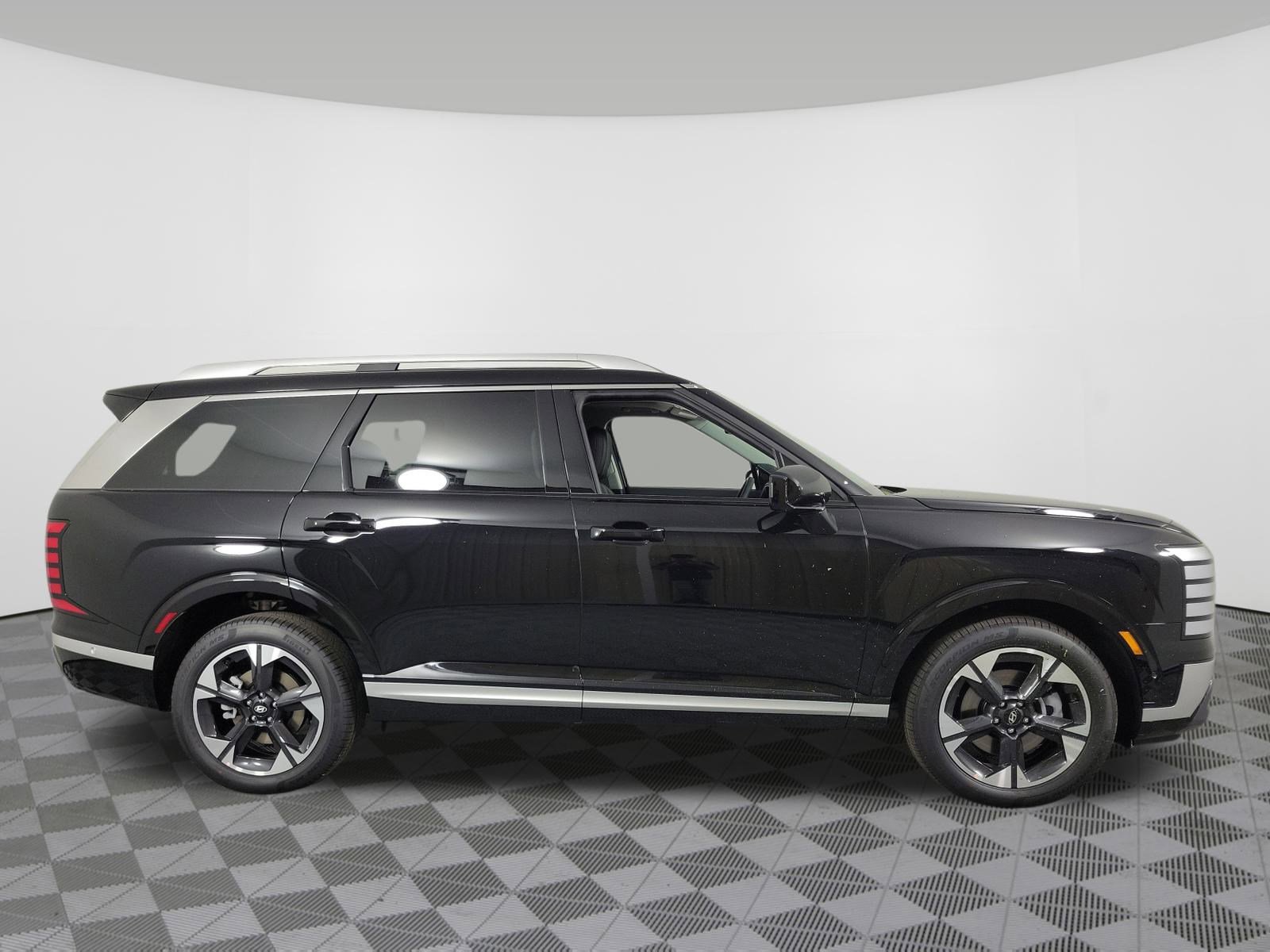 New 2026 Hyundai Palisade Limited image 2