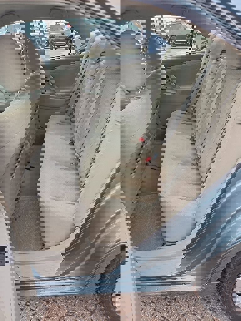 Used 2009 Toyota Camry LE image 23