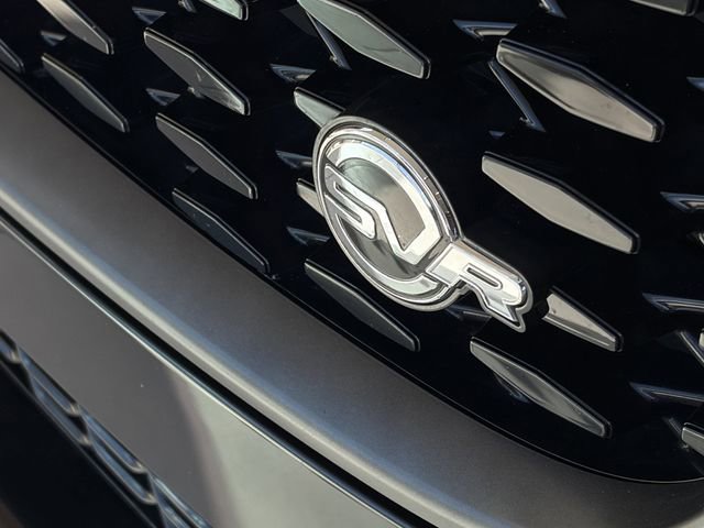Used 2023 Jaguar F-PACE SVR image 16